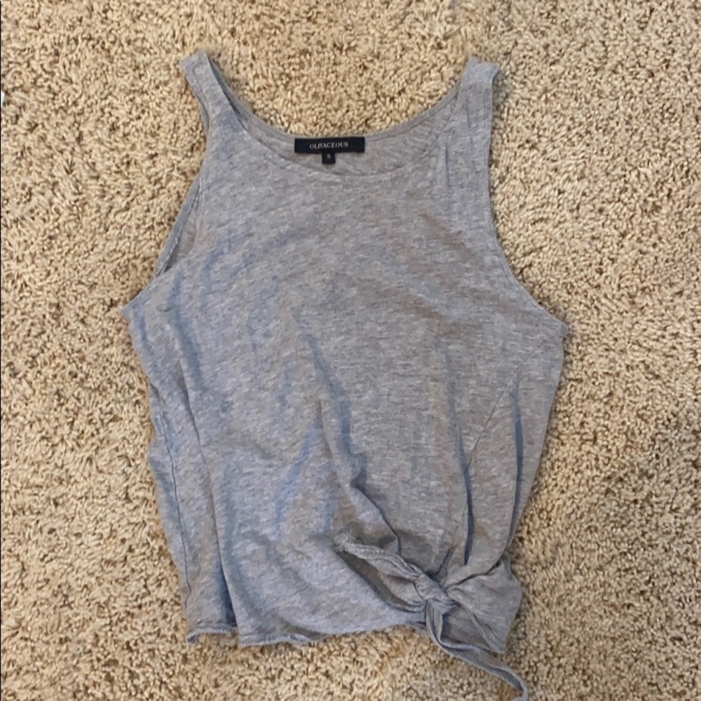 Cute gray knot tank